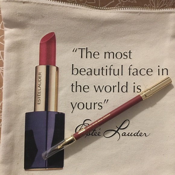 Estée Lauder Doublewear Lip Liner in Apple Cordial - Picture 3 of 3